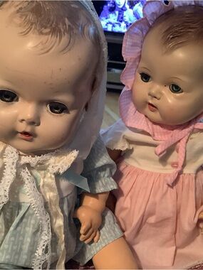 Vintage Tiny Tears and Dy-Dee dolls..well loved